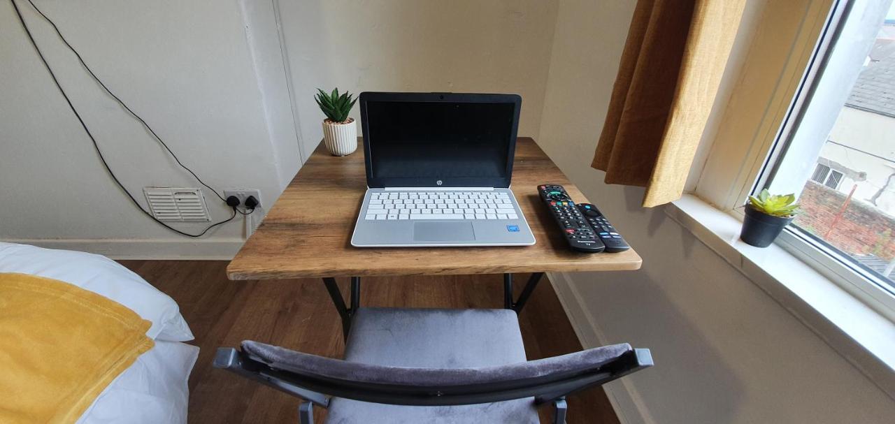 Fast Broadband, Budget Stay, Free Netflix. カーディフ エクステリア 写真